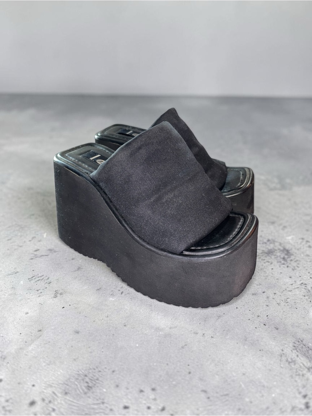 Vintage L.E.I. Platform Sandals